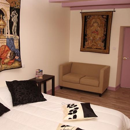 L'Hedoniste Hotel Cherac ภายนอก รูปภาพ