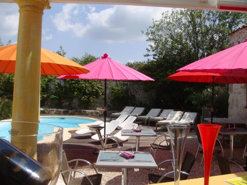L'Hedoniste Hotel Cherac ภายนอก รูปภาพ