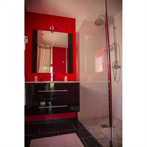 L'Hedoniste Hotel Cherac ภายนอก รูปภาพ
