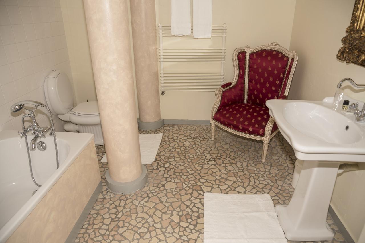 L'Hedoniste Hotel Cherac ภายนอก รูปภาพ